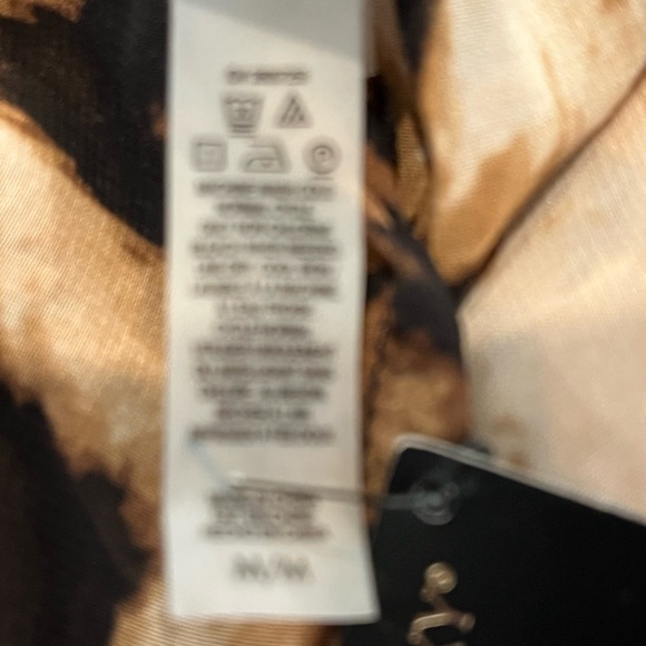 Victoria Secret Very Sexy Pants Size M NWT - Picture 9 of 9